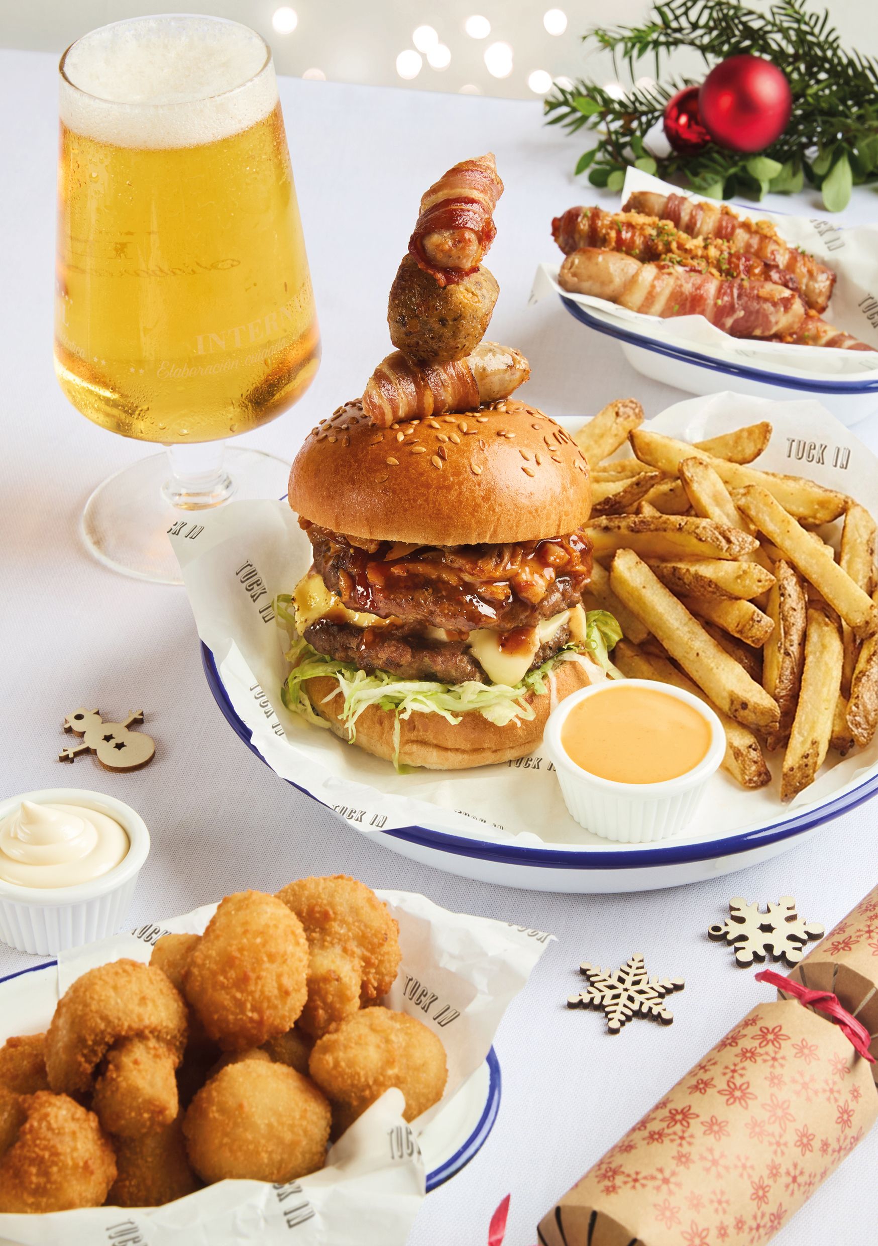 Festive Lunch & Dinner at The Tawny Owl Newark in Balderton